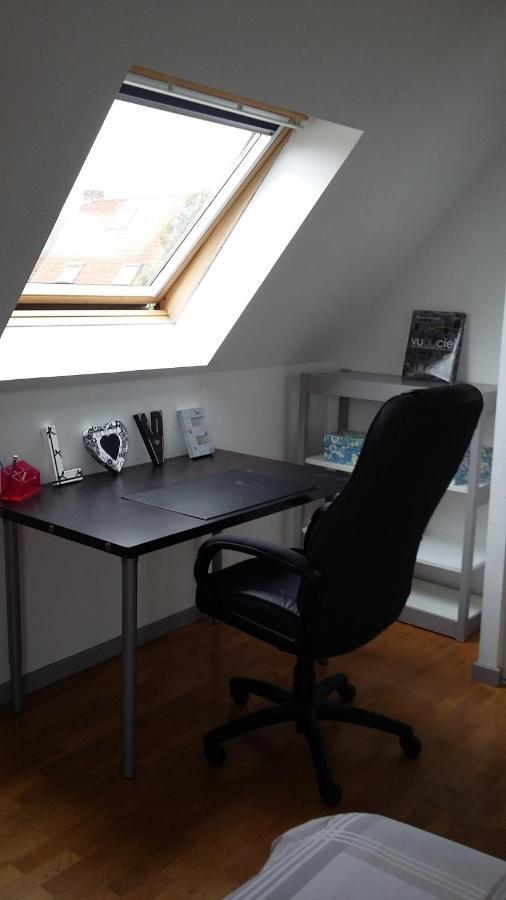 2 Chambres De 16M2 A 10Kms De Lille Beaucamps-Ligny Exteriör bild